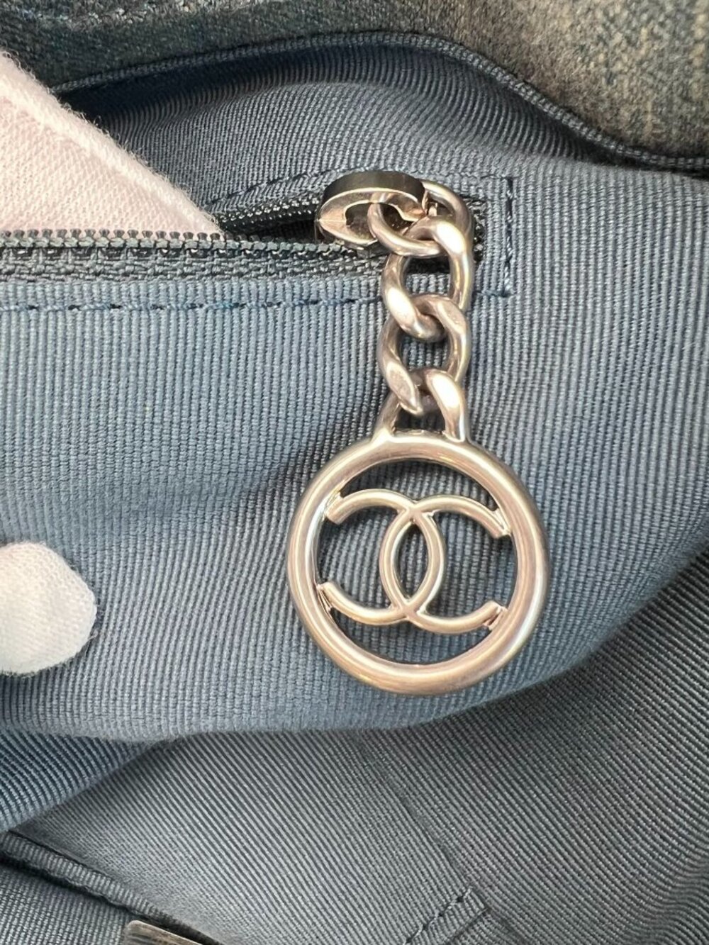 CHANEL Light Blue Denim Medium Deauville Logo Tote Bag SHW - Picture 9 of 16